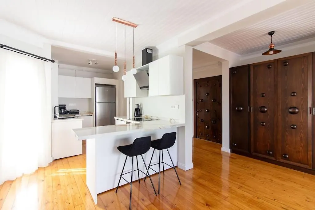 Historic 2Br Gem In Downtown Sisli Ac In All Rooms İstanbul Türkiye